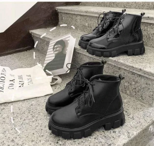Unisex boots 36&38